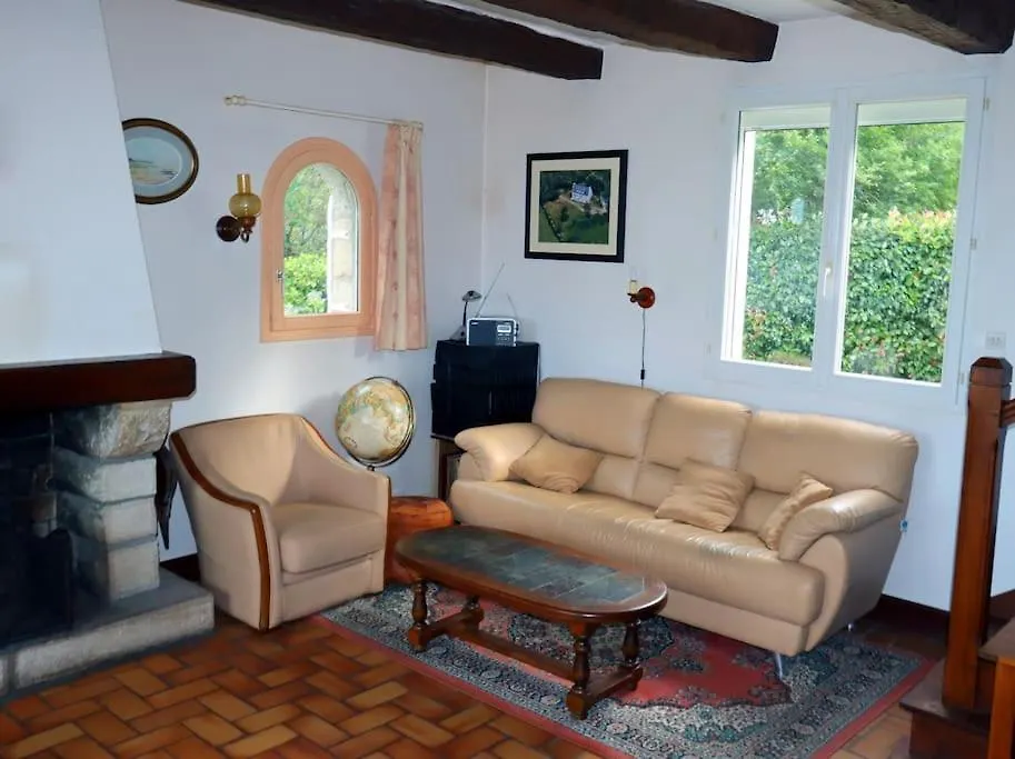 Ty Nehue Villa Crach Holiday home