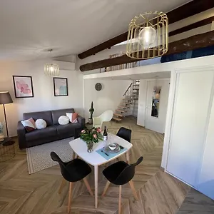 lovely-studio-vieil-antibes-close-to-the-beach-market.fr-provencehotel.com/